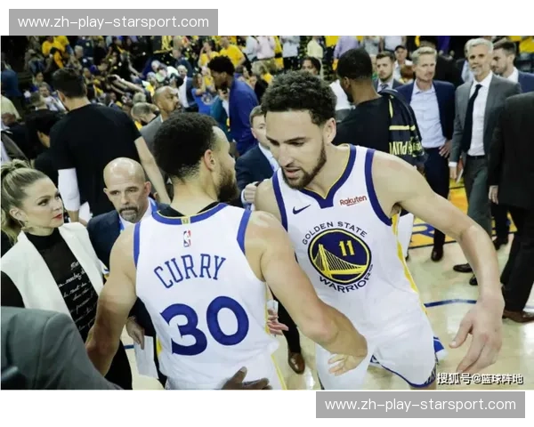 峡谷风暴还是爵士奏鸣曲？快船vs爵士今日对决，谁能主宰航线？